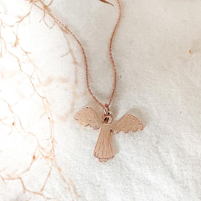 Náhrdelník Malý andělíček | růžové zlato 585 Dnes jsem předávala tento šperk zákaznici, která nosí nepřetržitě už skoro...